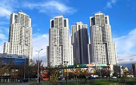 18Th & 16H Floor Secure Luxury Condos With Pool & Fitness Included In Price