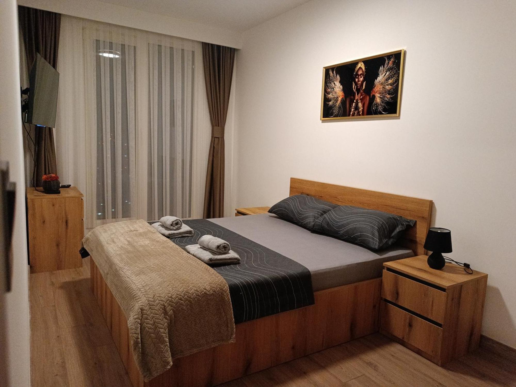 18Th & 16H Floor Secure Luxury Condos With Pool & Fitness Included In Price Üsküp Dış mekan fotoğraf