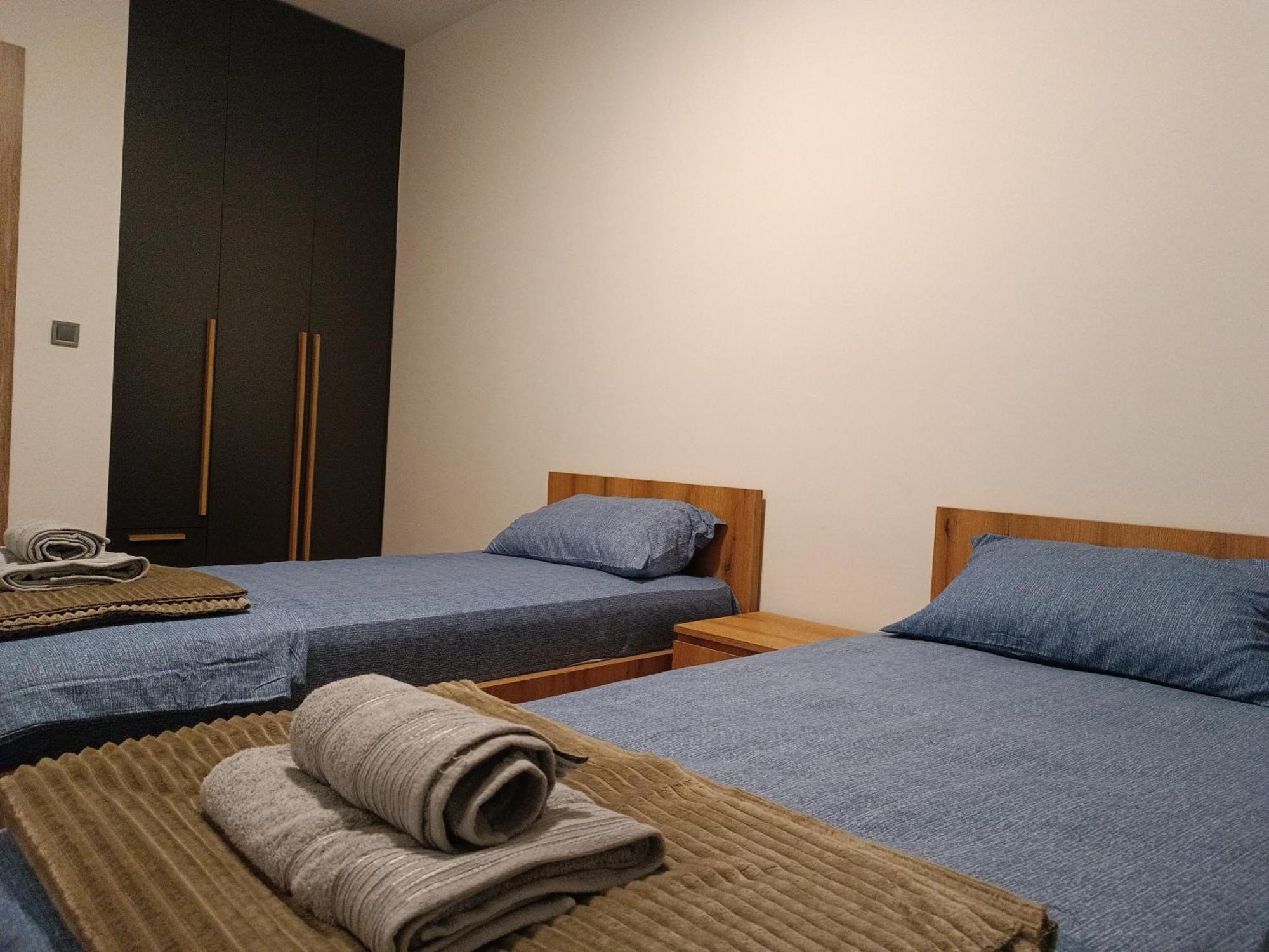 18Th & 16H Floor Secure Luxury Condos With Pool & Fitness Included In Price Üsküp Dış mekan fotoğraf